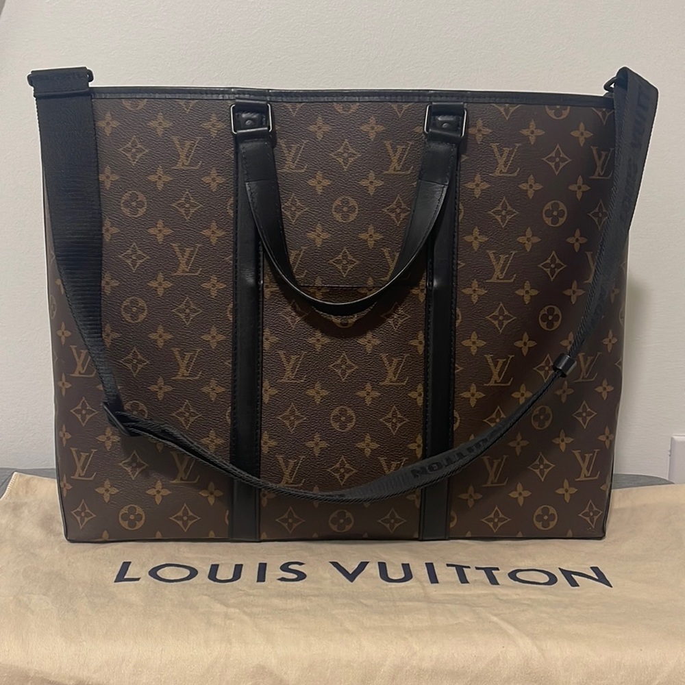 Louis Vuitton GM Tote